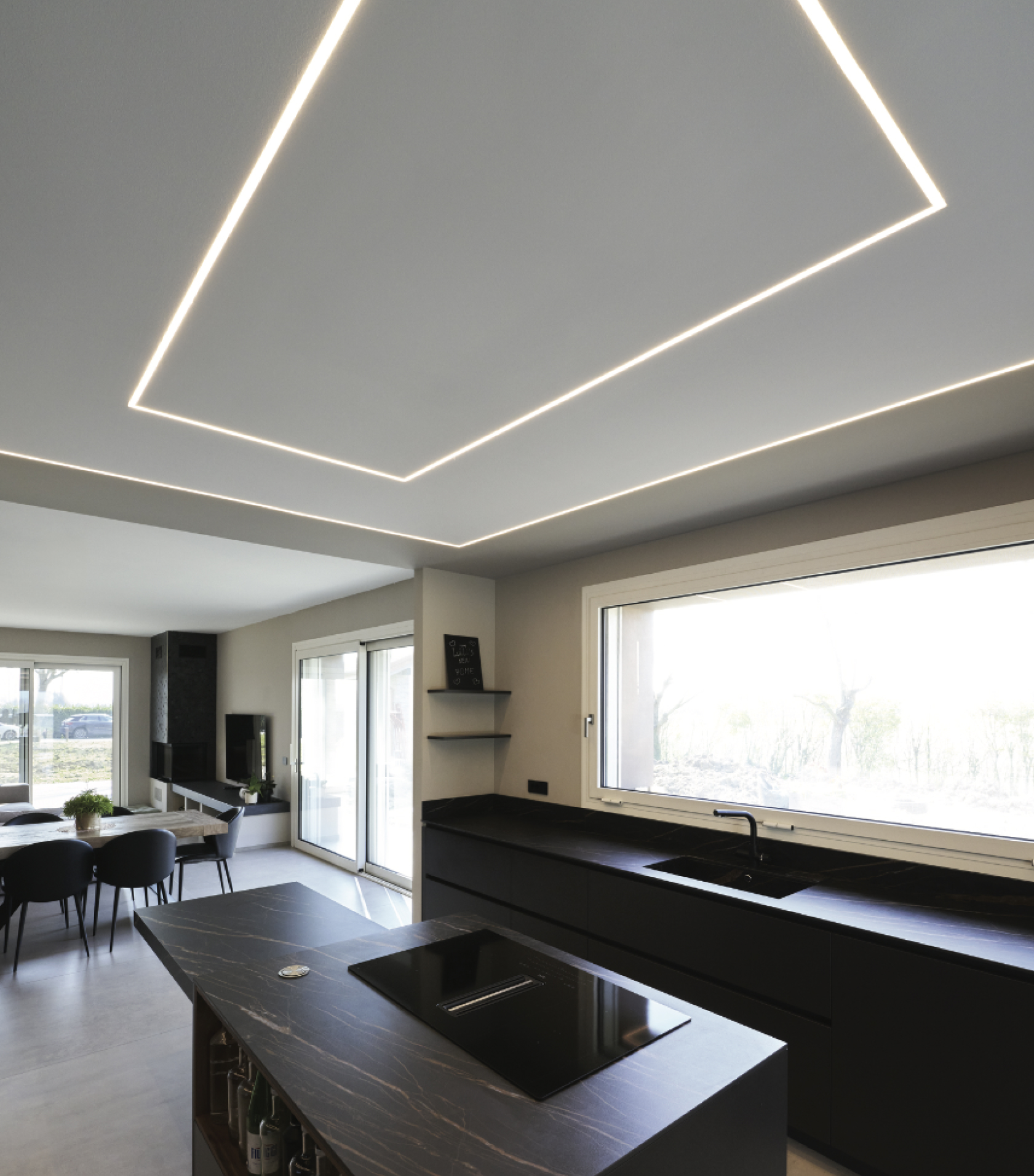 Progettare con la luce: il perfetto equilibrio tra naturale e artificiale con Novalux Progettare con la luce: il perfetto equilibrio tra naturale e artificiale con Novalux